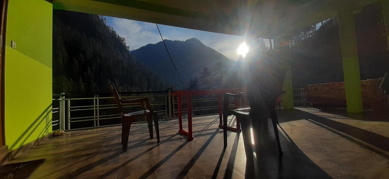 Hotel Divine Connection Kasol Esterno foto